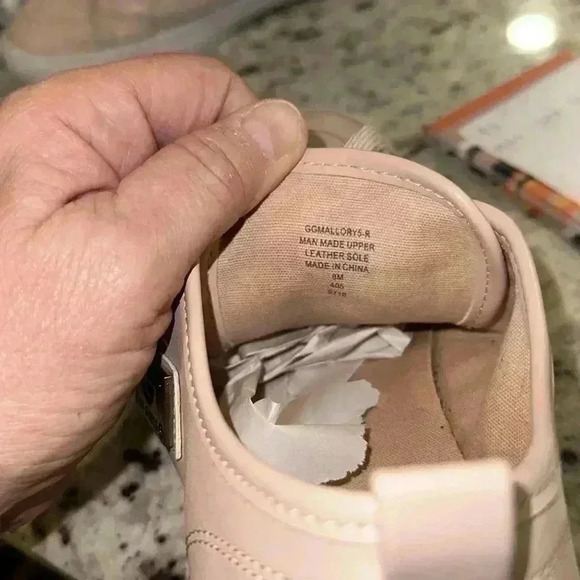 Guess Rose gold sneakers size 8 - Picture 8 of 8